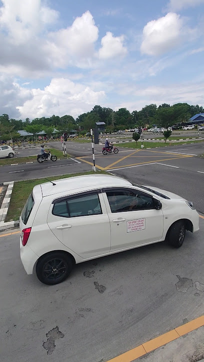 Top Sprint Driving School - Ayer Molek 5 AC9h4nq8a3k1vpXG4LvKRXjaANc55onZYss0uyX8u5c9fVQhzJdHfy Xh npboqeFu8qBX5txJvtdKYNyiJrxrRwvPnKnZ3zt38KfoEC1tcMxMnQXATfK4i6vt4aewtDxKPxK4Al6D2GxQE2qxcw408 h725 k no