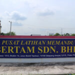 Pusat Latihan Memandu Bertam - Simpang Ampat 8 AF1QipOjA5GwHGbWagoSHty07y9BsqKhXMAG5PMZF81mw408 h272 k no