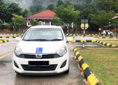 Surfine Hitech Driving @ Cheras Perdana - Cheras 5 AF1QipPuFDwqq86o3 Zq9jAOfuXsH046HqOQj9CIC82ew408 h296 k no